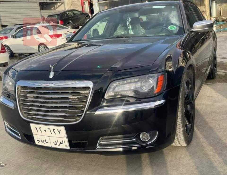 کرایسلەر 300